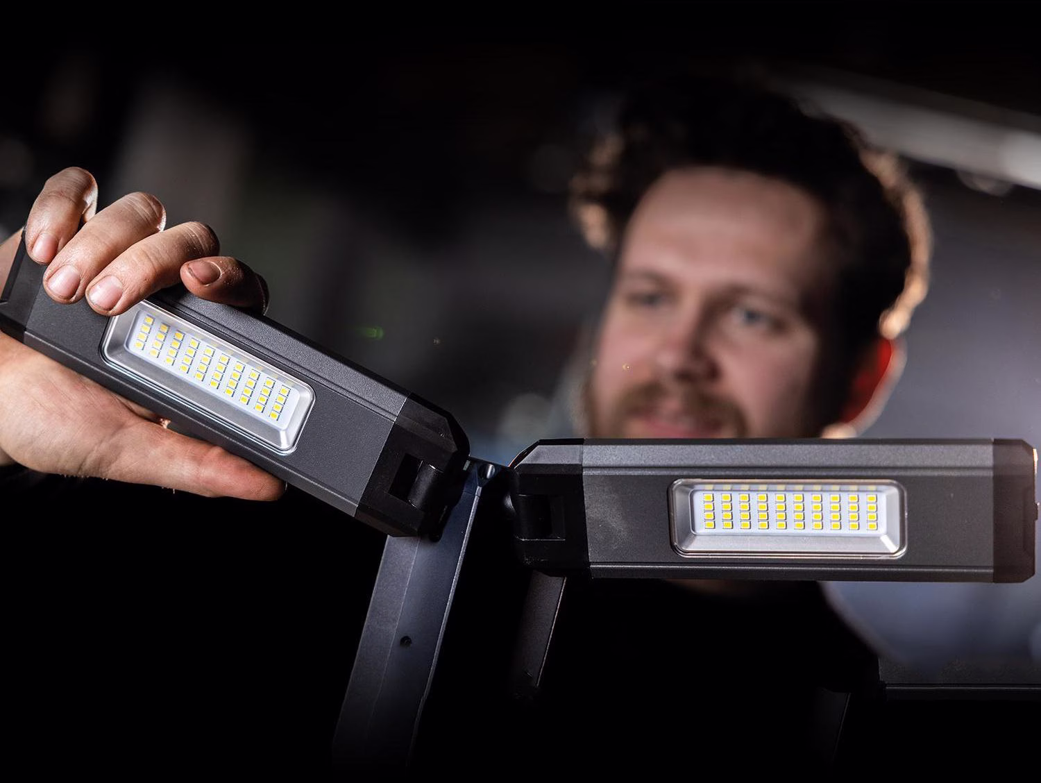 LED-Strahler DUO CONNECT 108 W 2500 lm 5,2 Ah 18 V IP30