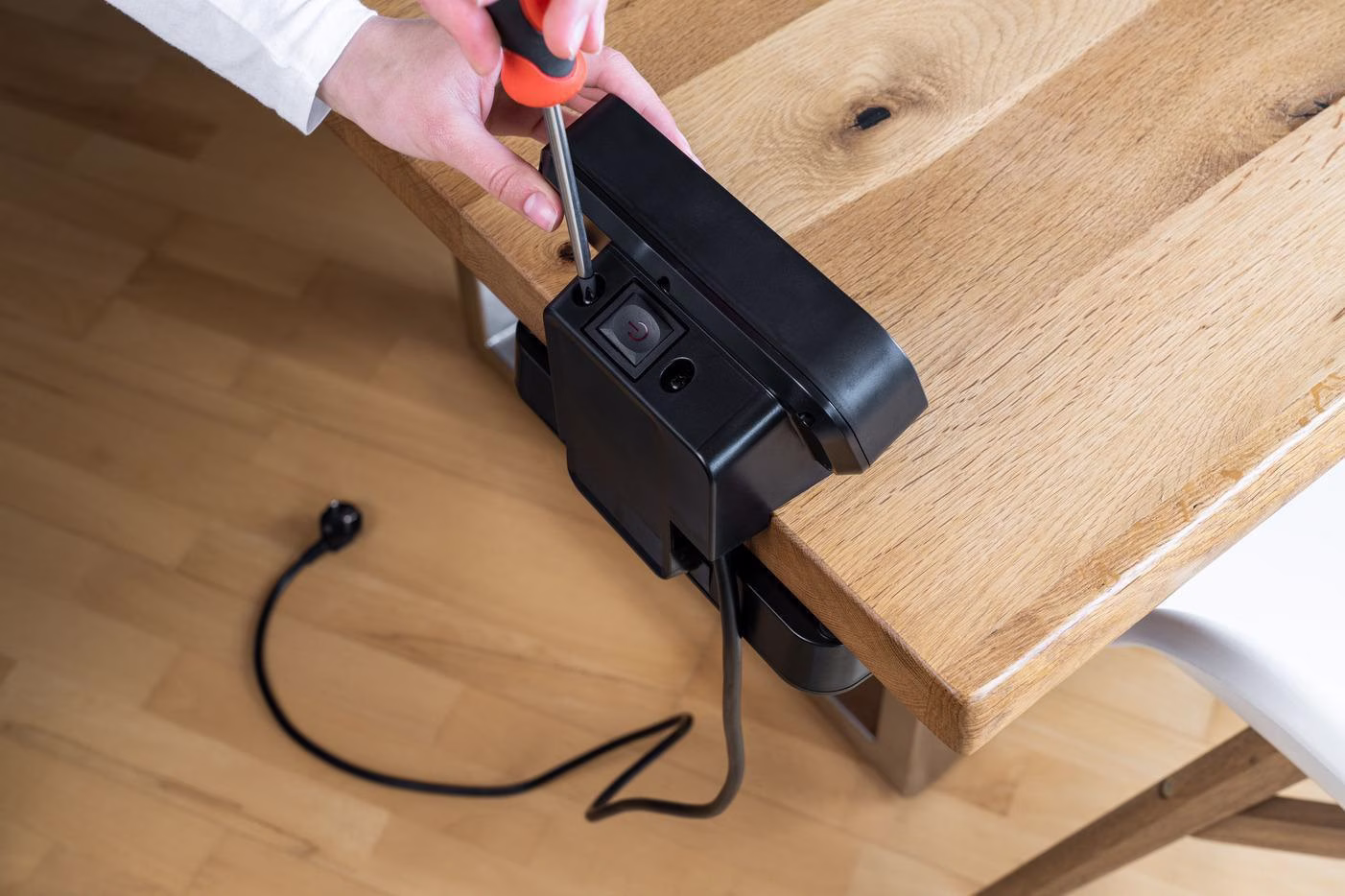 Tischsteckdosenleiste estilo Dublex 16 A 12V silber Steckd.9 2m PVC 2mm²