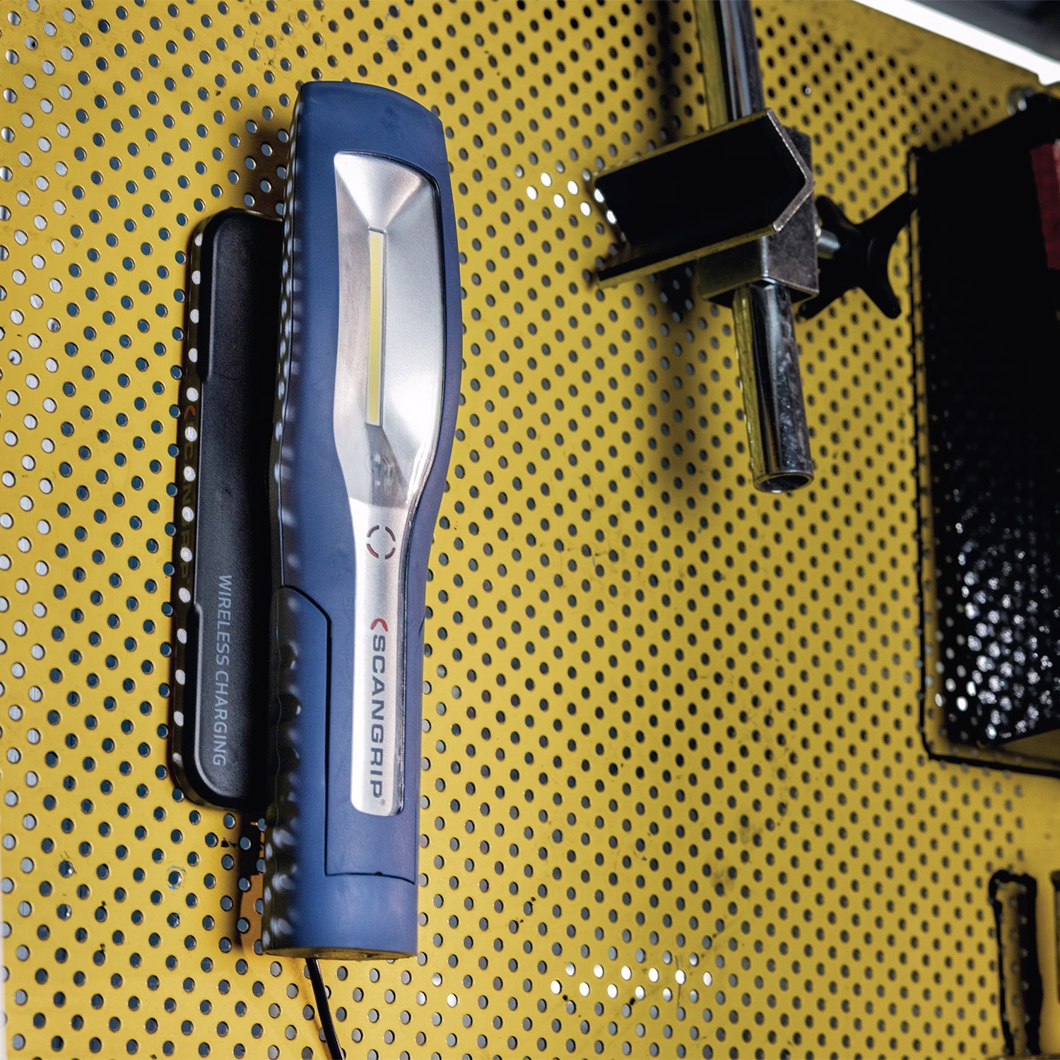 LED-Arbeitsleuchte MAG PRO WIRELESS KIT 6,5 W 150 lm Li-Ion 2600 mAh